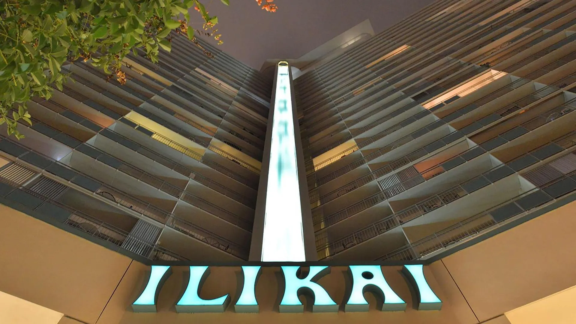 Ilikai Lite Aparthotel Honolulu 3*,