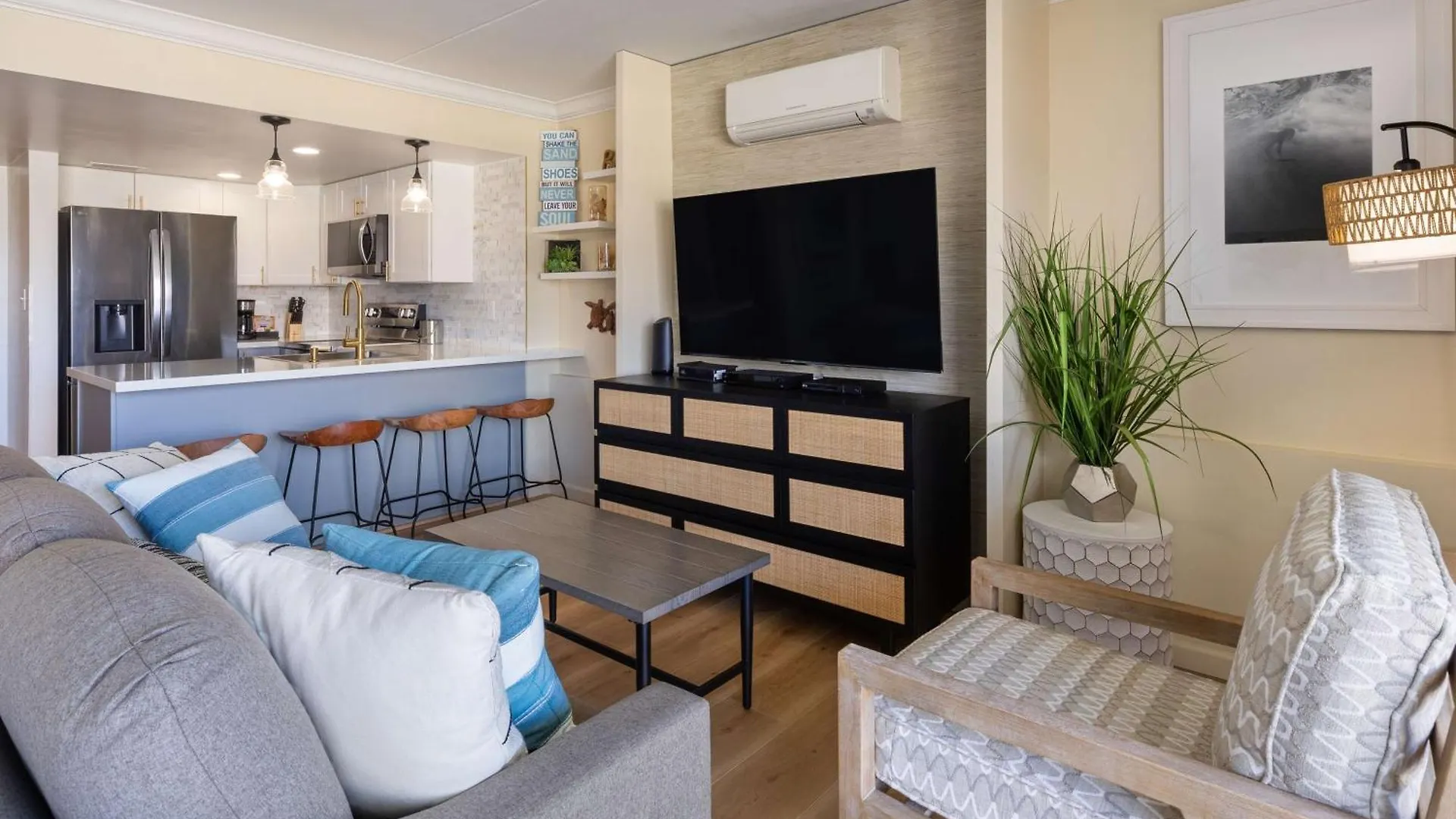 Ilikai Lite Aparthotel Honolulu