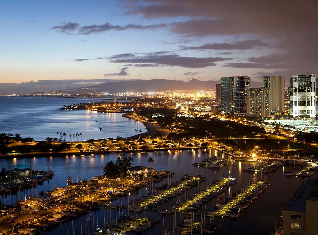 ***  Ilikai Lite Aparthotel Honolulu United States